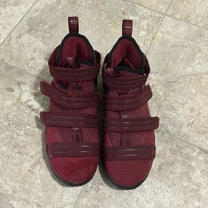 Great condition-size 5Y-ready to be sold